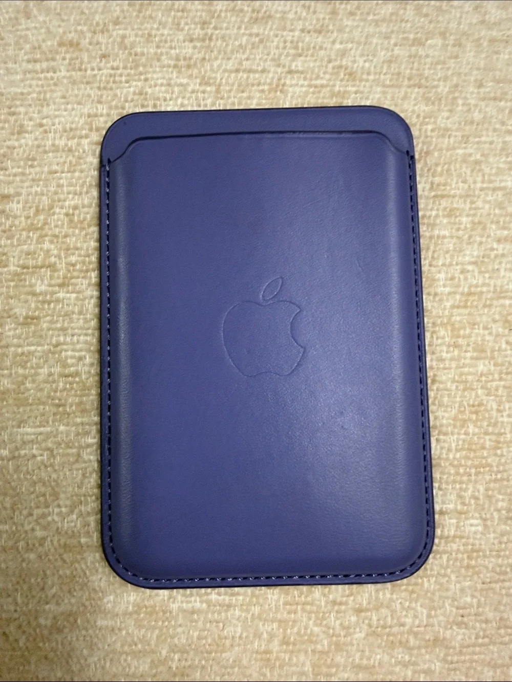 Apple Leather Magnetic Card Wallet - Wisteria